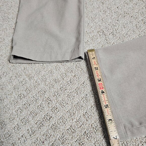 Lululemon Men's ABC Classic Fit Trouser Woven Air Beige 33x29 Stretch Golf Urban - Picture 13 of 13